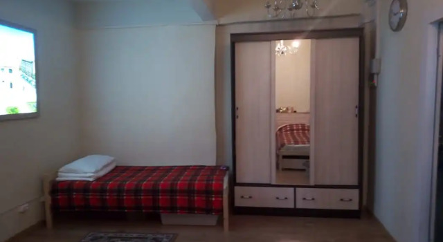 Кровать в общем номере (женский номер) BelEtage Hostel