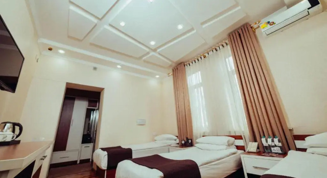 Трёхместный номер Standard Asmald Palace Hotel