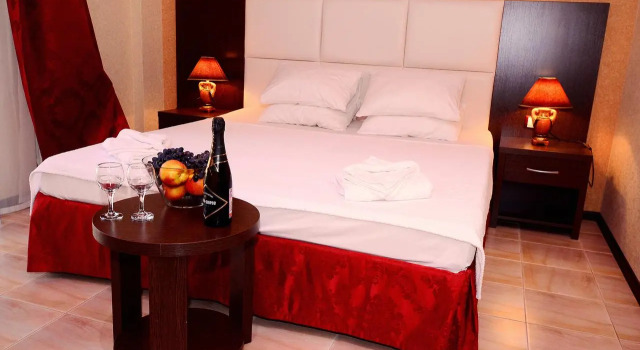 Двухместный номер Superior с балконом и с видом на горы Hotel Acropolis Palace