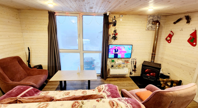 Domik na Ay Petri Private house, Reservar Casa de férias Okhotnichye Yalta