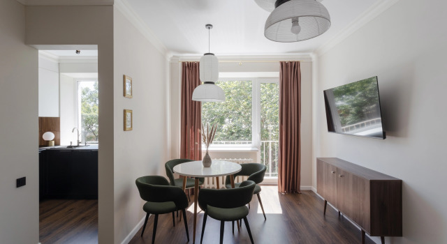 Dushevno na Kozmodemjanskoj 4 Flat, Rezervovat Apartmán Hotely v Novgorodská oblast s parkováním, Parkování