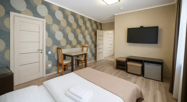 Отель Парадис