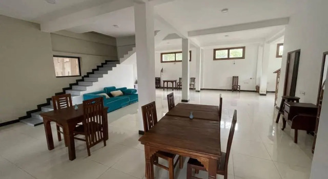 Weli Surf Lodge Hotel