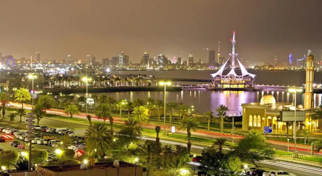 Номер Standard с видом на море ibis Kuwait Salmiya