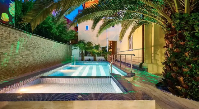 Guest House Sirius