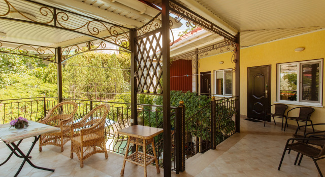 Kryimskij Dvorik Guest house, Rezervasyon Misafirhane Ordzhonikidze Big Feodosiya