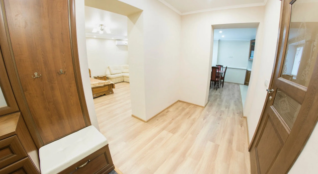 Номер Standard с балконом Апартаменты Saratov Lights Apartments на Разина 54