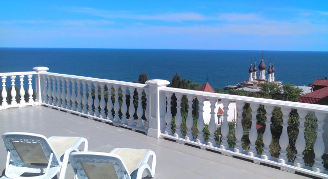 Пятиместные апартаменты с балконом и с видом на море Villa Cosa Nostra