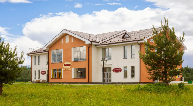 Spasskoe Park-Hotel, Prenota Hotel Hotel a Anello d'Oro con piscina, Piscina