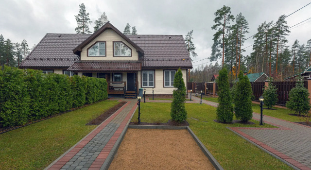 Коттедж с 5 комнатами Частный дом WhiteyHouse половина 2