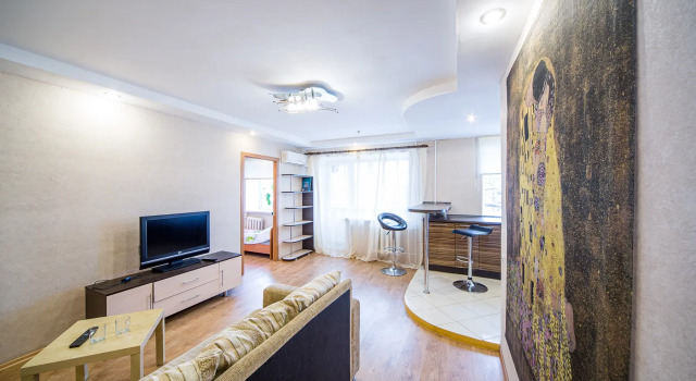 Dvuhkomnatnyie V Tsentre Na Krisanova Apartments, Prenota Appartamento Leninsky City District 