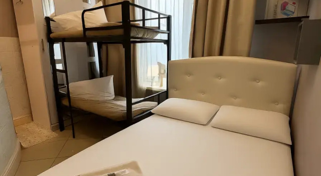 Четырёхместная семейная студия с видом на сад Мини-отель it.rooms