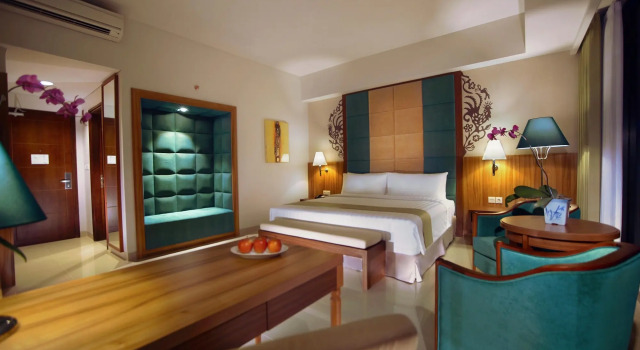 Aston Doppel Suite Aston Bojonegoro City Hotel