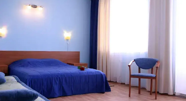 Двухместный номер Premium Comfort c 1 комнатой с балконом Гостиничный комплекс Динамикс