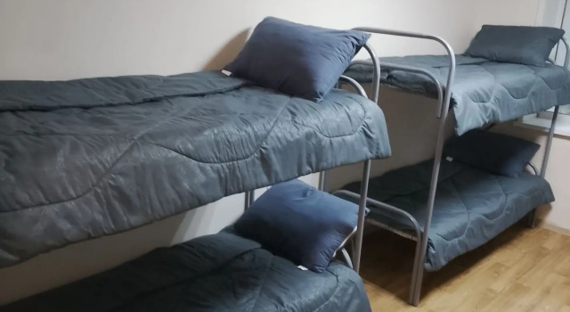 Кровать в общем номере (мужской номер) Алтан