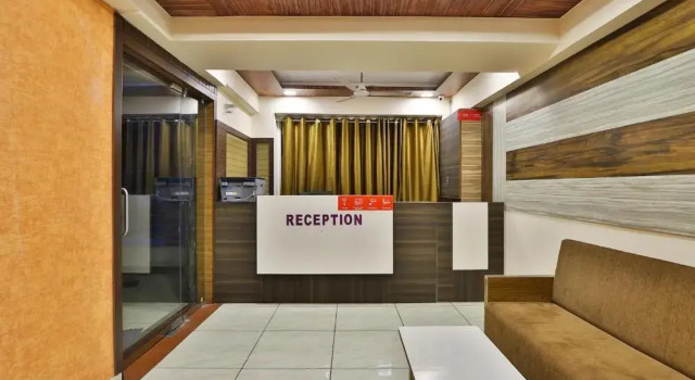 Shree Krishna Palace Hotel, Rezervovat Hotel Hotely v Gujarat s parkováním, Parkování