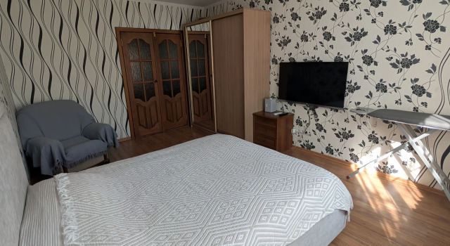 Quadruple Apartment with Balcony with Sofa bed, Prenota Appartamento Hotel a Tatarstan con parcheggio, Parcheggio