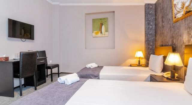 Семейный номер Standard с балконом и с красивым видом из окна Hotel Marlyn