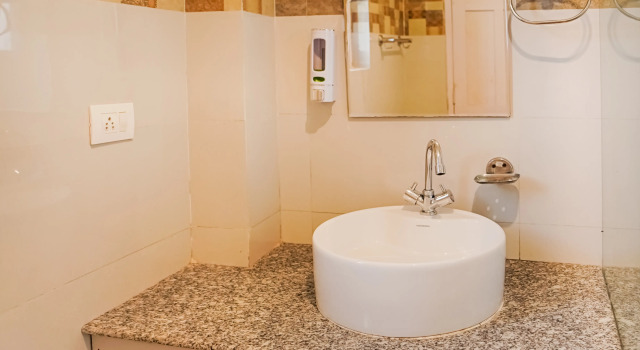 Номер Standard Хостел Young Monk Hostel & Cafe Dharamkot