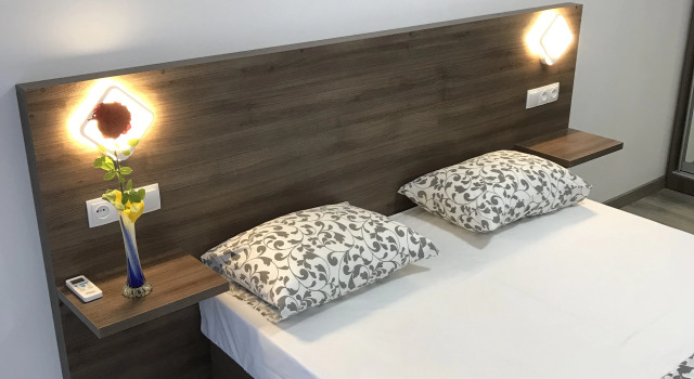 Семейный номер Comfort с балконом Гостевой дом Эльф