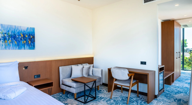 Полулюкс с террасой Greenwood Hotel Restaurant & Spa