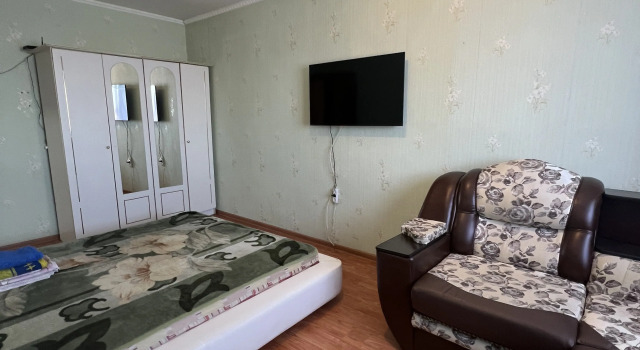 2-Kh Komnatnaya Flat, Book Apartment Hotels in Ural with Parking, Parking