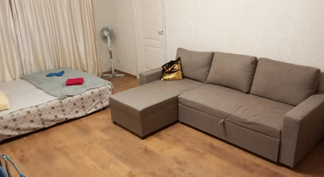 Na Revolyutsii 3/1 Apartments, Prenota Appartamento Sverdlovsky City District 