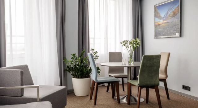 Двухместный люкс с 2 комнатами с красивым видом из окна Novotel Санкт-Петербург Центр