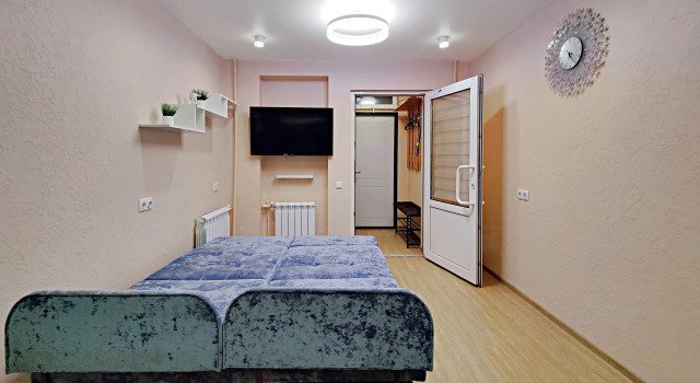 Dizaynerskie Tryokhkomnatnye Apartments, Prenota Appartamento Krasnoglinsky district Samara