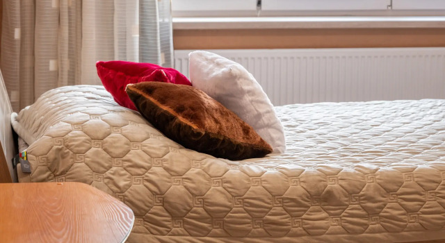 V Tsentre Ufy Apartments, Rezervovat Apartmán Hotely v Bashkortostan s parkováním, Parkování