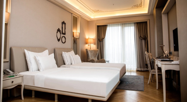 Superior Twin room Lazzoni Hotel