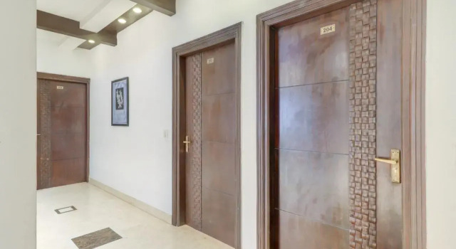 Blue Moon Residency Hotel & Restaurant Hotel, Varaa Hotelli Gurgaon 