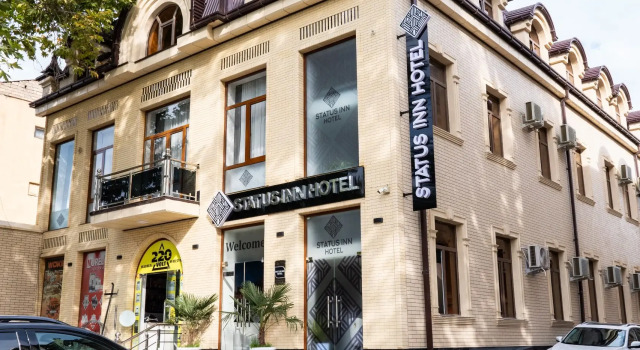 Отель Status Inn