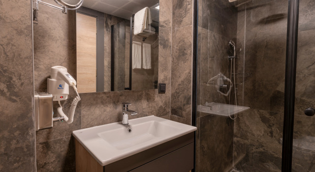 Номер Deluxe IRENIC HOTEL
