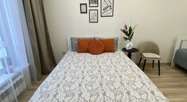 Krasivaya Novaya Komfortnaya 1 Komnatnaya Flat, Prenota Appartamento Hotel a Buryatia con parcheggio, Parcheggio