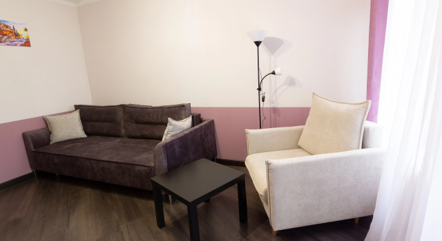 2-komnatnye Uyutnye romanticheskie Apartments, Book Apartment Cheap Hotels in Gomel Region