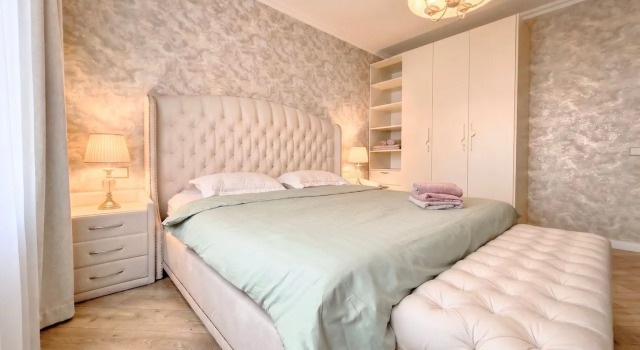 Vip Mayak Minsk S 3 Otdelnymi Spalnyami Apartments, Buchen Sie Ferienwohnung Minsk Minskaja Woblasz