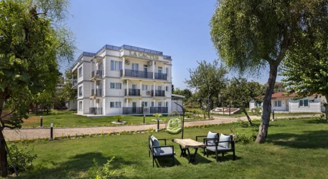 La Cactus Boutique Hotel, Забронировать Бутик-отель Отели провинции Антальи с парковкой, Парковка