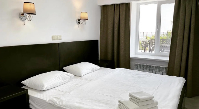 Vysota 12 Apartments, Book Apartment Kerch 