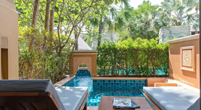 Номер Deluxe Pool Access Rawai Palm Beach Resort - SHA Extra Plus
