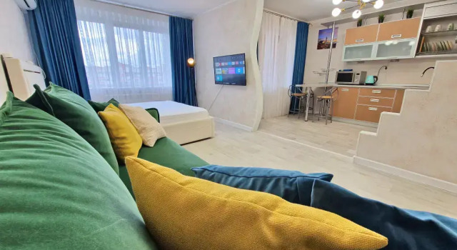 Квартира Виталий HouseRent Однокомнатная студия по ул. Ленина,104Б