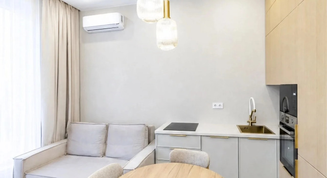 Khom-Siti V Zhk Rechnoy Port Vozle Naberezhnoy Pervaya Liniya R. Tury Apartments, Prenota Appartamento Hotel a Tyumen Region con parcheggio, Parcheggio