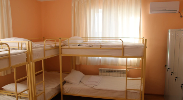 Hostel Home, Rezervovat Hostel Simferopol 