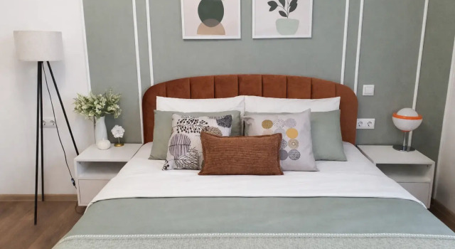 Yevrodvushka s Balkonom Lanaroom 60000 Flat, Rezervovat Apartmán Hotely v Lyuberetsky District s parkováním, Parkování