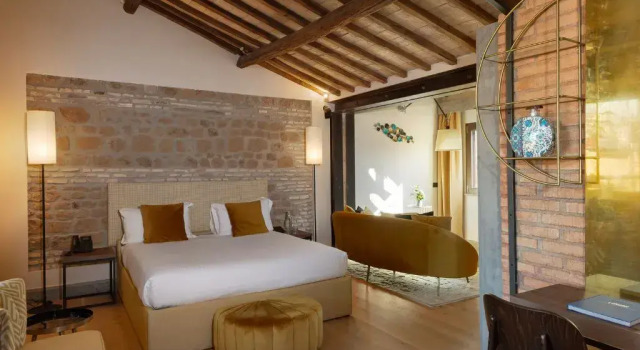 Люкс с балконом Бутик-отель Passpartout Boutique Palace