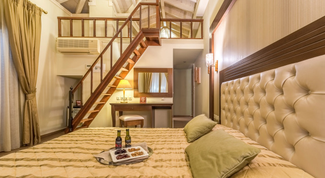 Семейный номер Standard с балконом Theofilos Paradise Boutique Hotel
