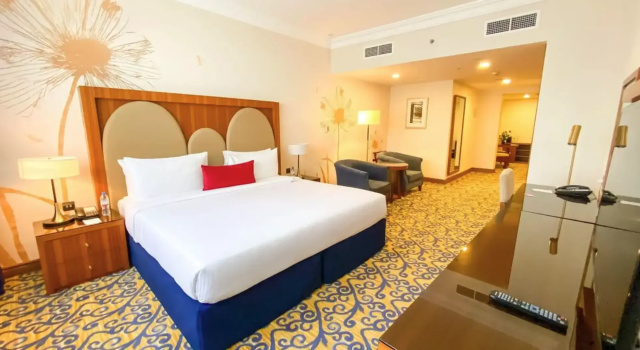 Двухместный люкс Executive Отель City Seasons Al Hamra Hotel