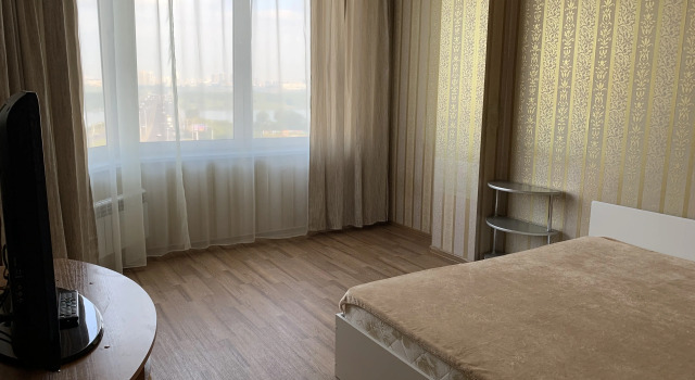 V ZHK Kolomenskie Vysotki Panoramny Vid Na Yenisey S 9 Etazha Flat, Reserva ahora Apartamento Hoteles en Krasnoyarsk con aparcamiento, Aparcamiento