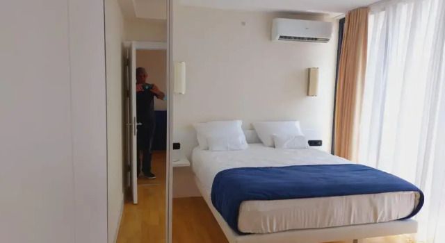 Апартаменты с 2 комнатами с балконом и с частичным видом на море ORBI City LUXE HOTEL