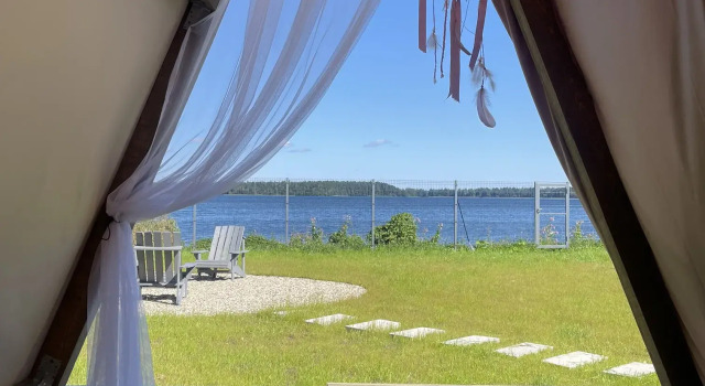 Tipi Dom U Ozera Private house, Prenota Casa vacanze Ville a Novgorod Region, Villa
